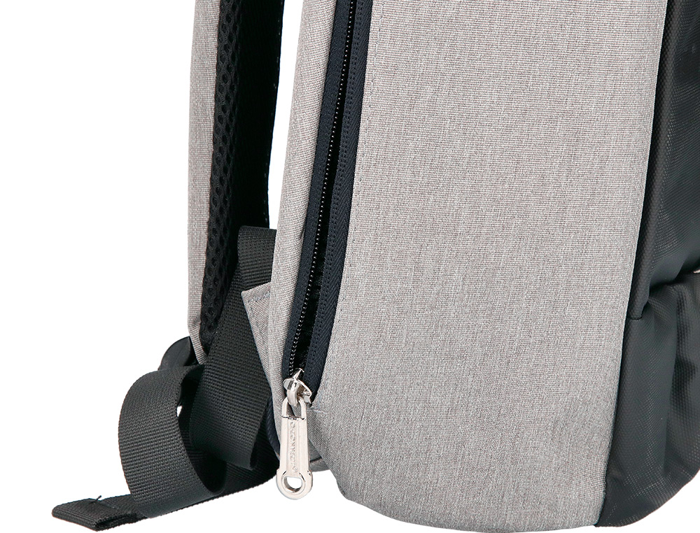 SACOCHE Q-CONNECT ORDINATEUR PORTABLE 18 POUCES POLYESTER  ETANCHE DIM. 460X170X310MM    COLORIS NOIR/GRIS