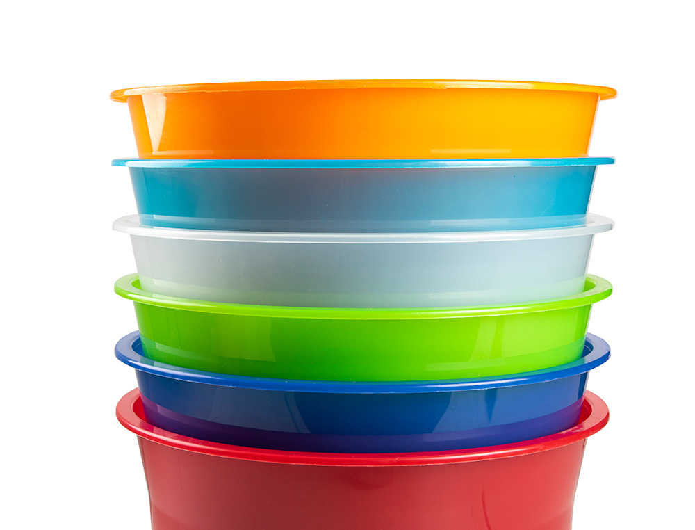 CORBEILLE PAPIER Q-CONNECT PLASTIQUE RESISTANT 13L       275X285MM COLORIS ROUGE       TRANSLUCIDE