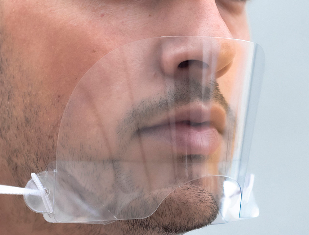 ECRAN DE PROTECTION BUCCO-NASAL AVEC MENTONNIERE  MATERIEL PET 17X8,5 CM