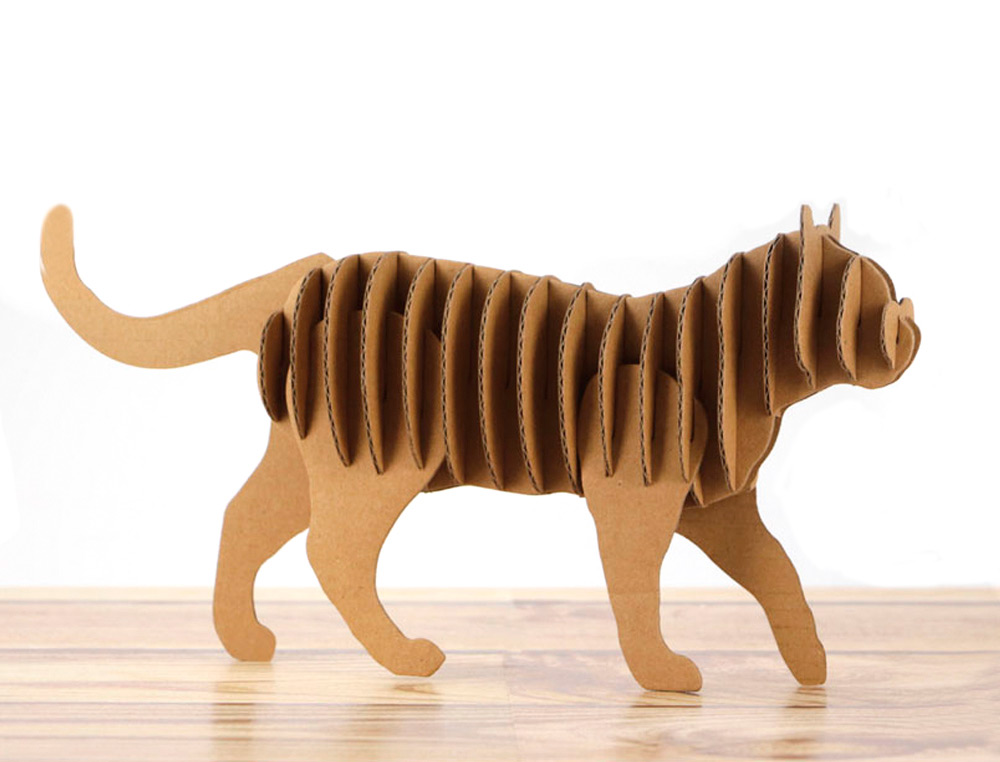MAQUETTE CHAT GRAINE CREATIVE CARTON  A ASSSEMBLER DECORER  PERSONNALISER 220X110X45MM