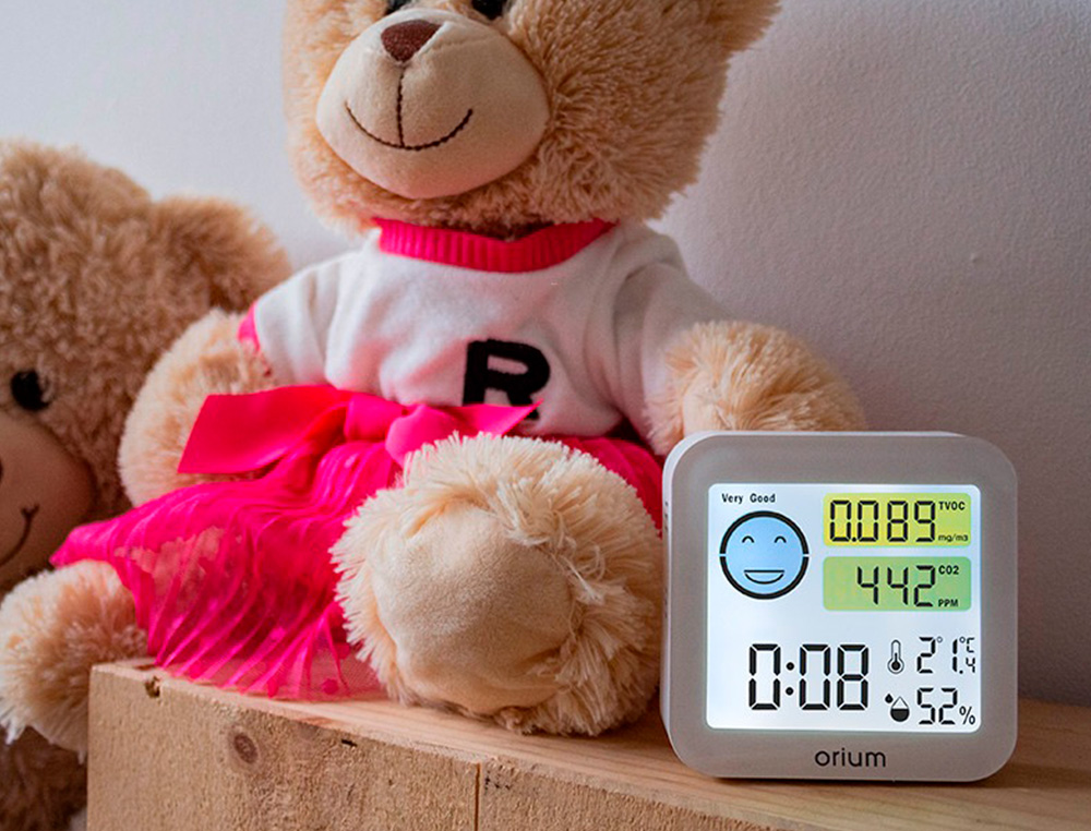 MESUREUR CEP DE CO2 ET C.O.V AVEC ECRAN LCD ET CAPTEUR     NDIR