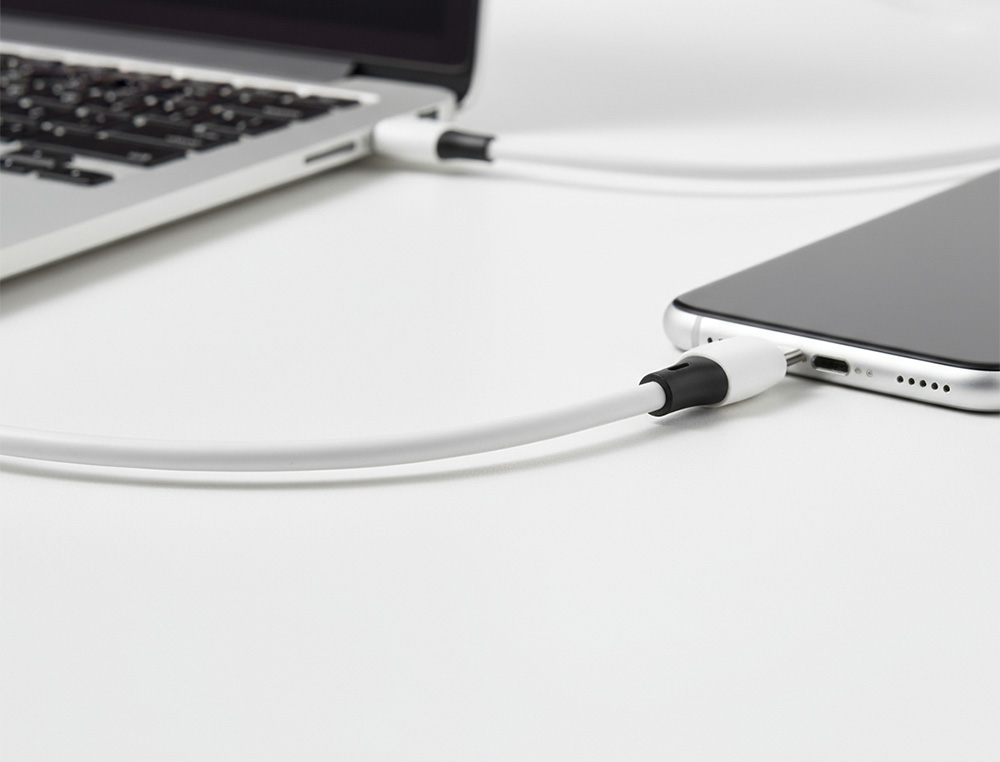 CABLE Q-CONNECT USB-C VERS TYPE L APPLE PVC LONGUEUR 2M  COLORIS BLANC