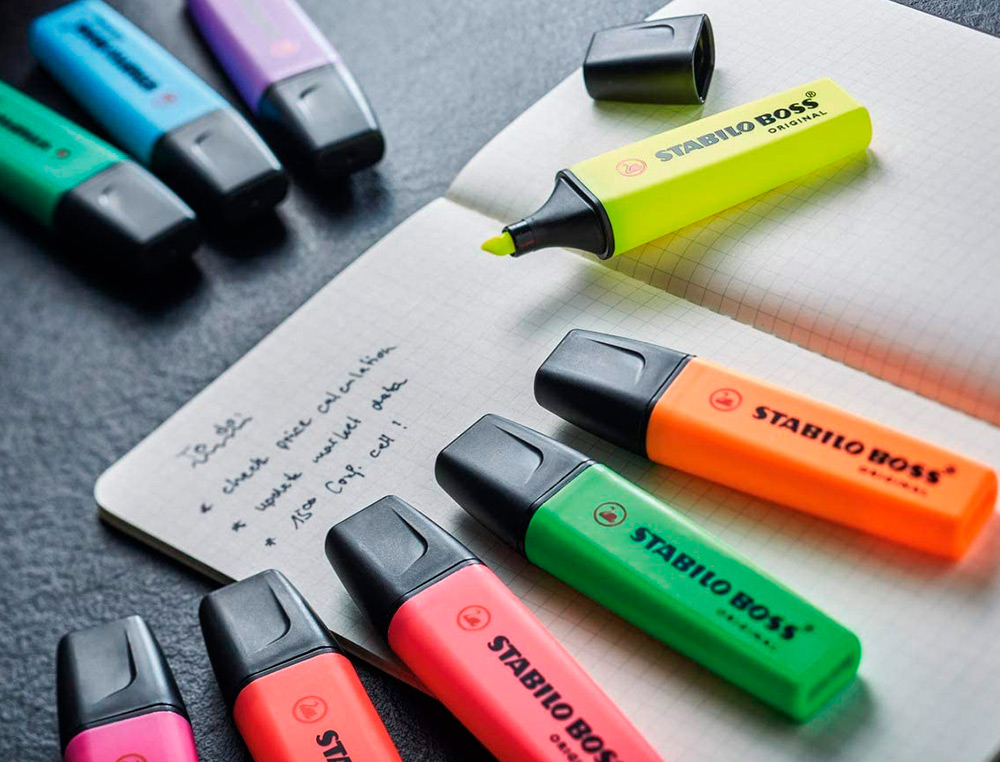 SURLIGNEUR STABILO BOSS TRAC 2/5MM POINTE BISEAUTE ENCRE UNIVERSELLE BASE EAU RSISTANTE LUMIRE POCHETTE 4 UNITS