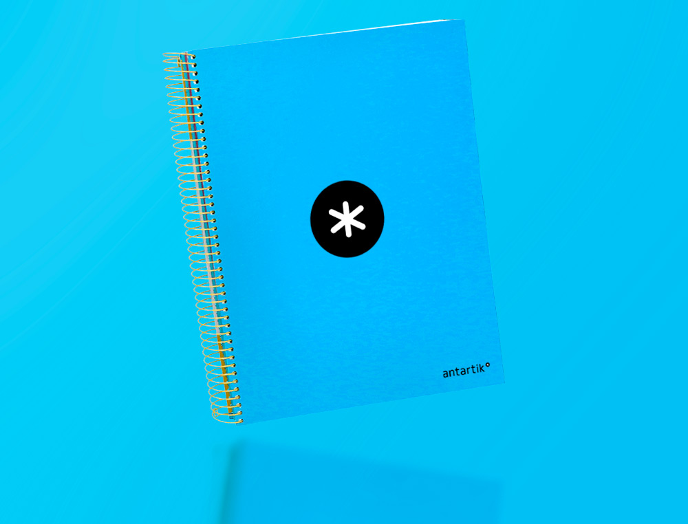 CAHIER SPIRALE ANTARTIK A4 240P 90G COUVERTURE REMBORDEE QUADRILLAGE 5MM 4 TROUS COIL-LOCK COLORIS BLEU