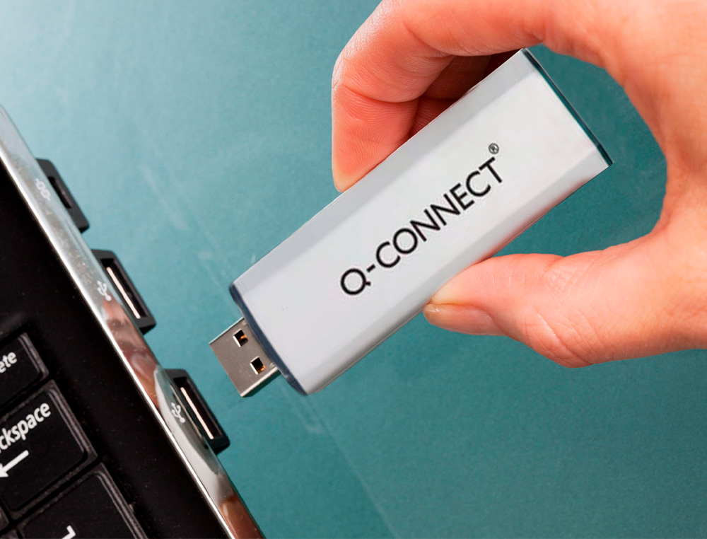 CL USB Q-CONNECT 3.0 16GB LECTURE175MB/S CRITURE 60MB/S    RTRACTABLE INTERFACE SUPERSPEED 3.0 COMPATIBLE USB 2.0